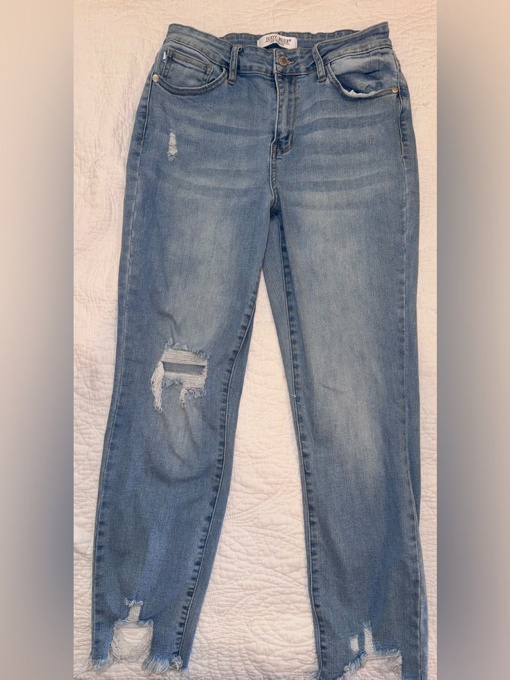 Judy Blue Boyfriend Fit Jeans 7/28 Distressed Raw Hem Light Wash Stretch Denim - Picture 2 of 7